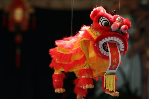 The 6 Best Gifts to Give this Chinese New Year: Traditional and Modern Options